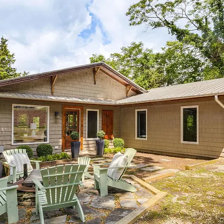 Silver Point Home About Half Mi To Center Hill Lake!